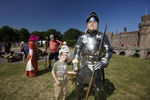 KIDS KINGDOM, PHOTOS BY BEN, 7711 33